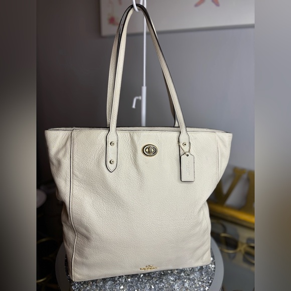 Coach Handbags - Coach 2017 Pebble Leather Town Tote in the color Chalk EUC